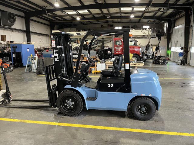 image-1010990-FORK_LIFT_(2)-e4da3.w640.jpg